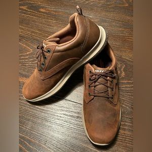 Skechers Men's size 10 Delson-Antigo Oxford Waterproof w/ memory foam insoles